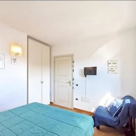 Dei Fiori Con Piscina Lägenhet
